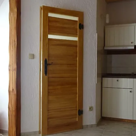 Tudobrze Noclegi W Piramidach Borzytuchom Exterior photo